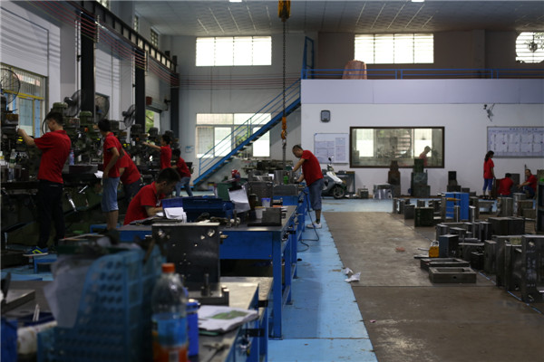 旭錦塑膠模具，注塑模具